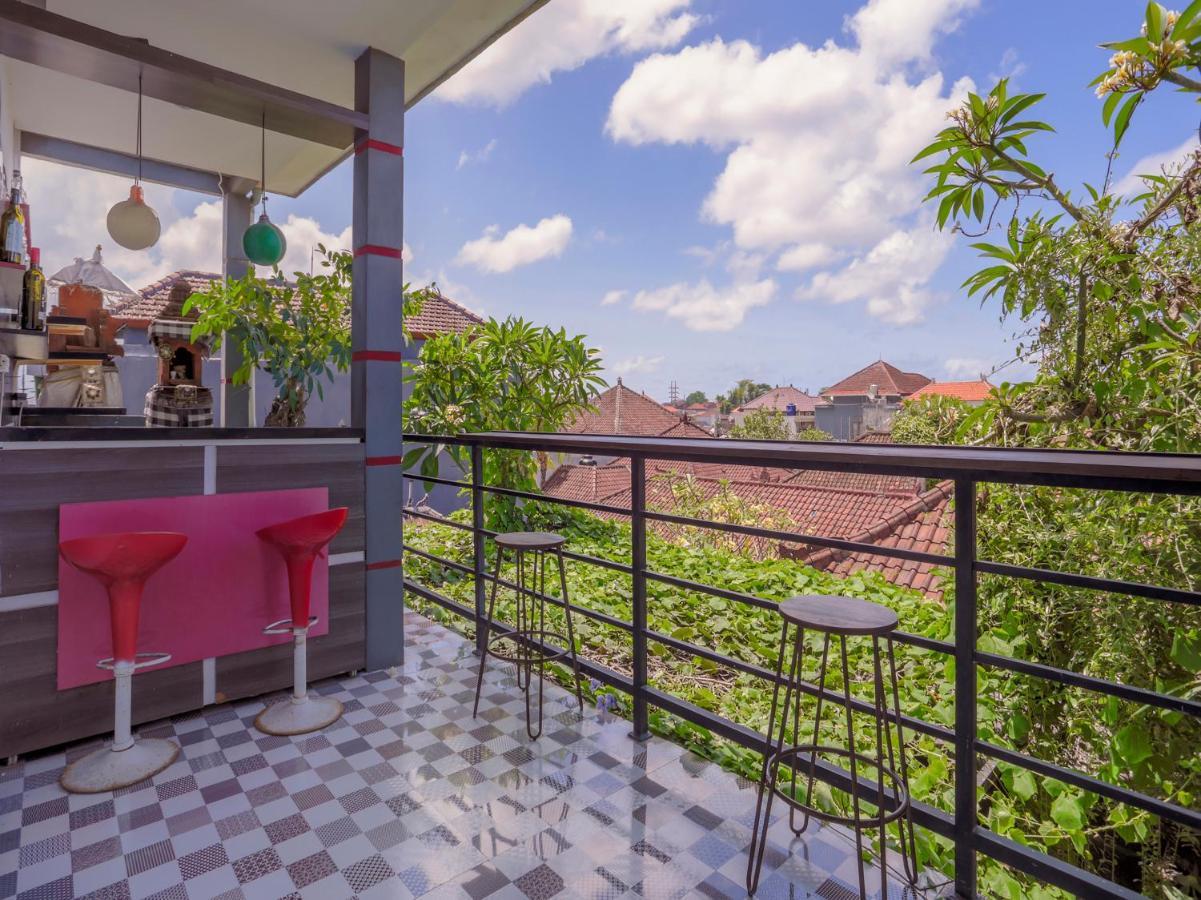 Oyo 3852 Valomia Guest House Денпасар Екстериор снимка