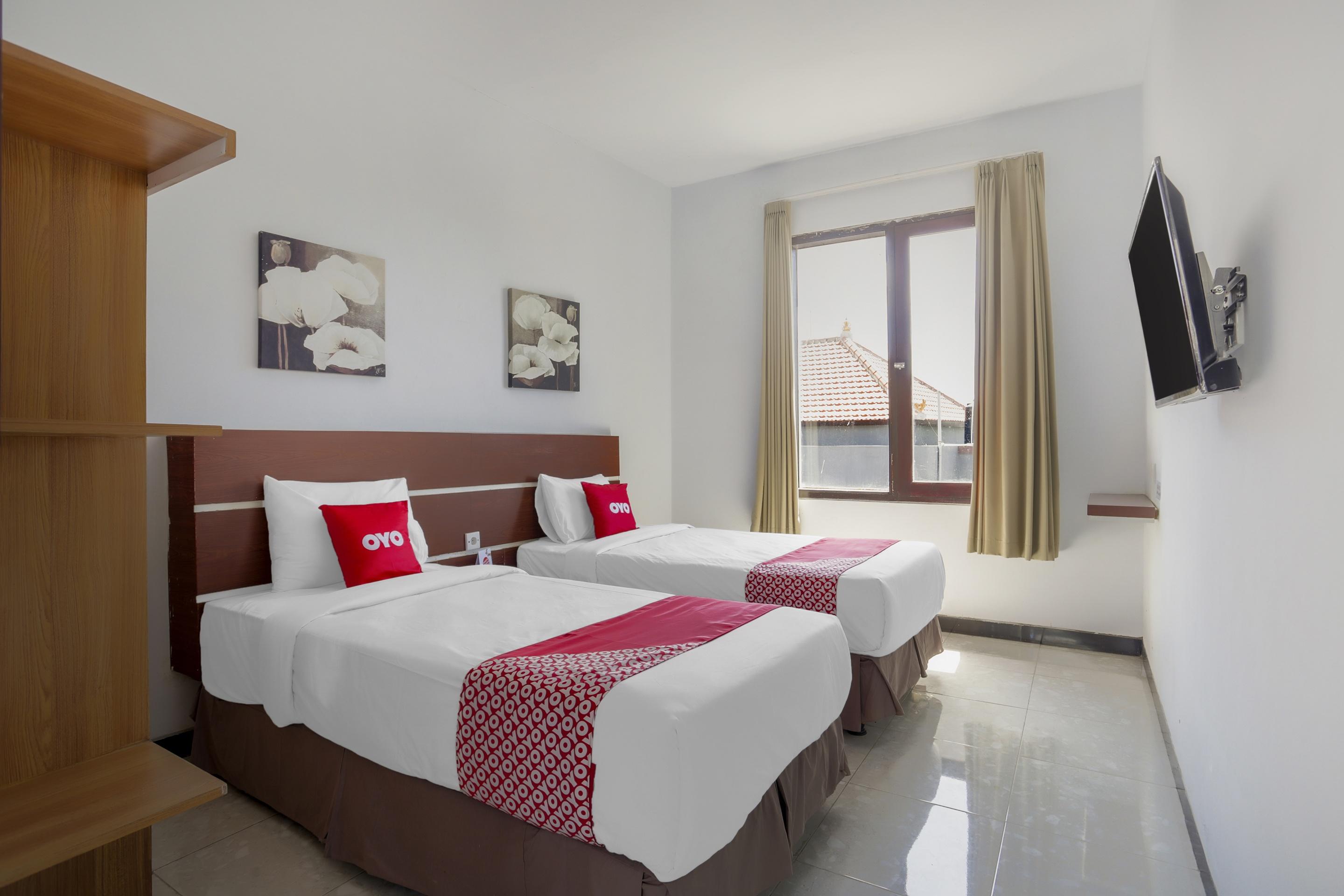 Oyo 3852 Valomia Guest House Денпасар Екстериор снимка